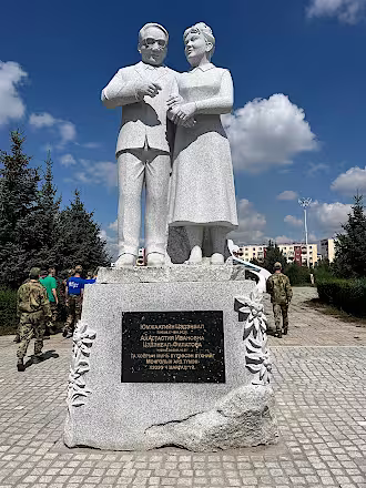 Yumjagiin Tsedenbal et Anastasia Filatova, sa femme