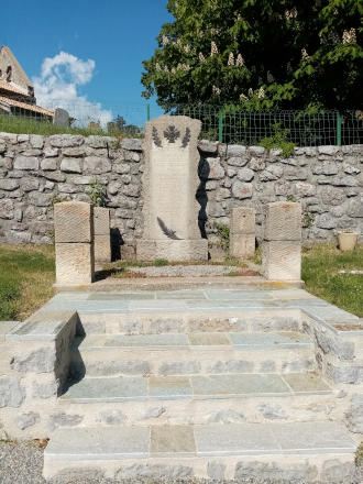 Le monument aux morts